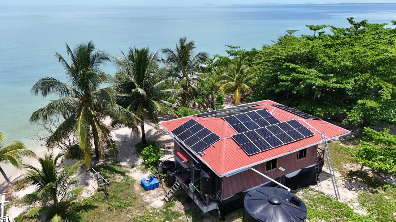 Coastal residential rooftop solar project